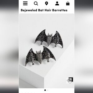 Torrid Bat Barrettes